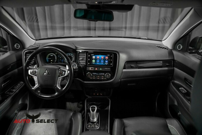 mitsubishi-outlander-elektrisitetbensin-2017-big-36