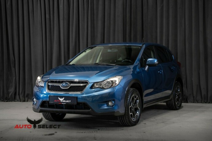 subaru-xv-bensin-2013-big-5