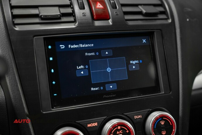 subaru-xv-bensin-2013-big-38