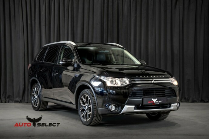 mitsubishi-outlander-elektrisitetbensin-2015-big-3