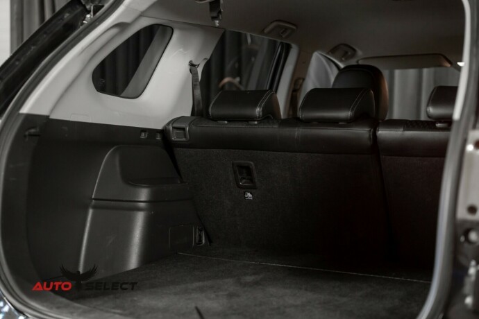 mitsubishi-outlander-elektrisitetbensin-2015-big-10