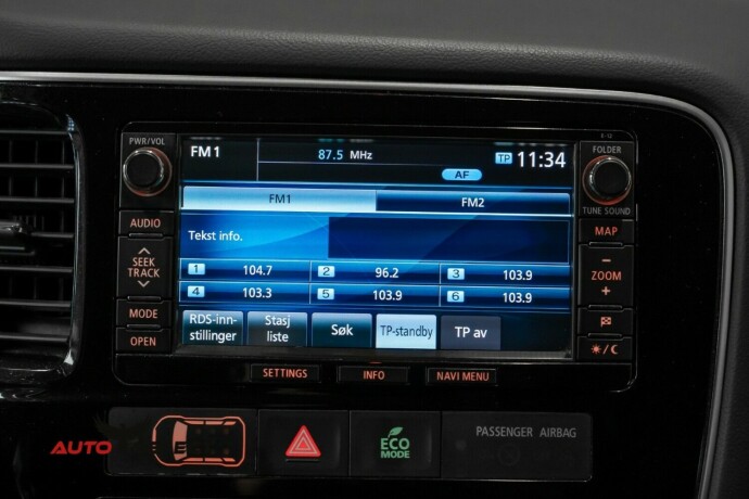mitsubishi-outlander-elektrisitetbensin-2015-big-34