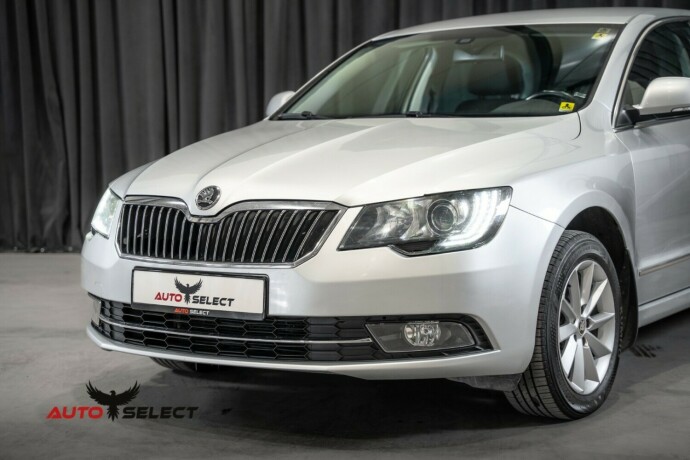 skoda-superb-diesel-2013-big-6