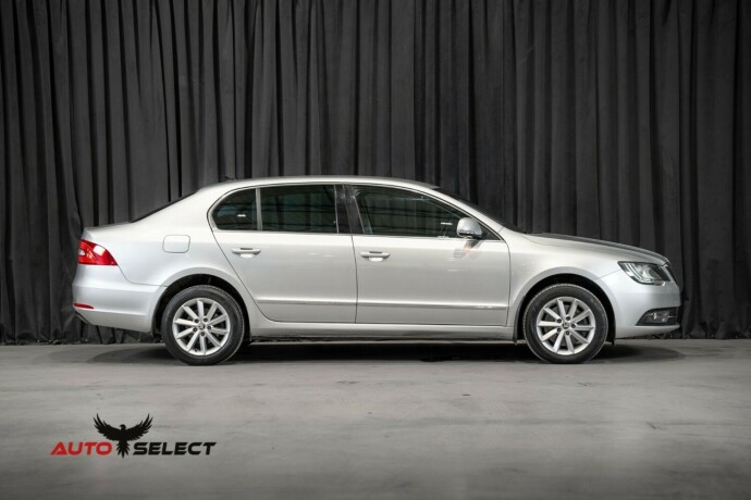 skoda-superb-diesel-2013-big-11