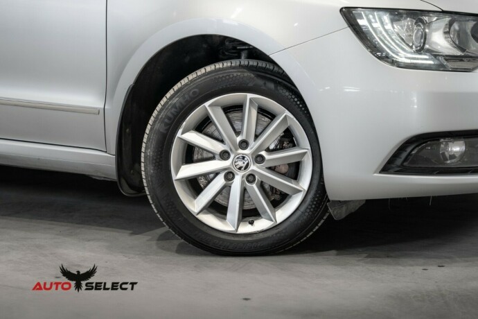 skoda-superb-diesel-2013-big-2