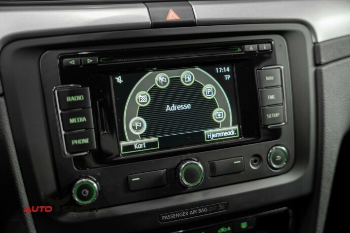 skoda-superb-diesel-2013-big-31
