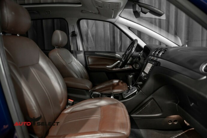 ford-s-max-diesel-2014-big-16