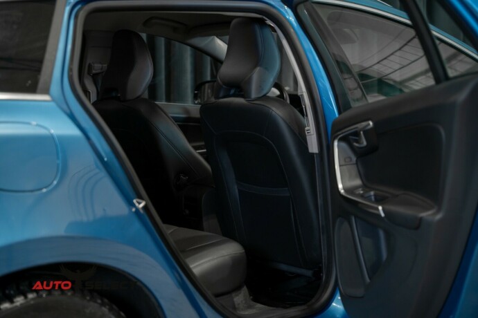 volvo-v60-elektrisitetdiesel-2014-big-12