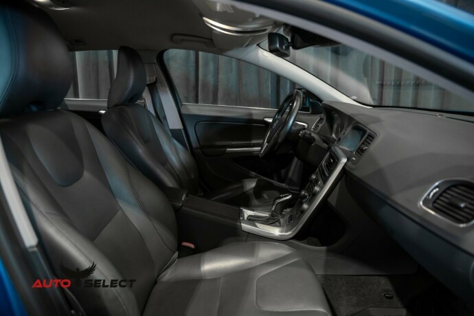 volvo-v60-elektrisitetdiesel-2014-big-17