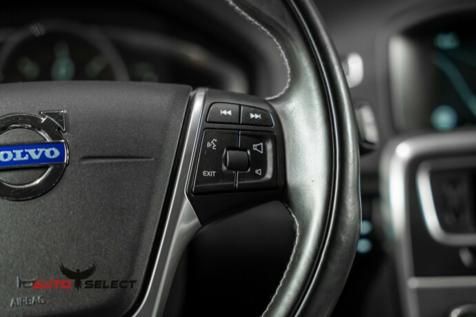 volvo-v60-elektrisitetdiesel-2014-big-28