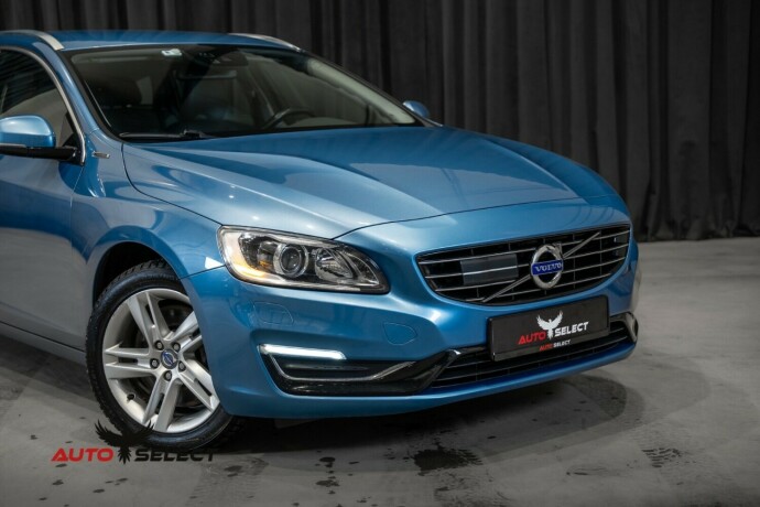 volvo-v60-elektrisitetdiesel-2014-big-1