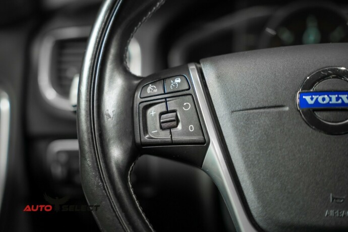 volvo-v60-elektrisitetdiesel-2014-big-26