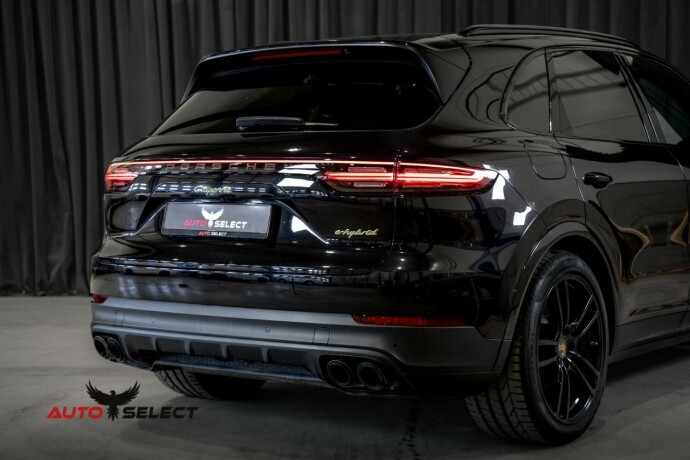 porsche-cayenne-elektrisitetbensin-2019-big-18
