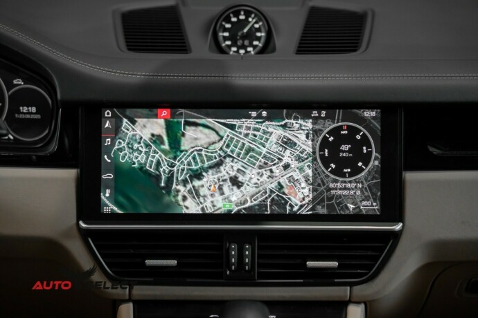 porsche-cayenne-elektrisitetbensin-2019-big-51