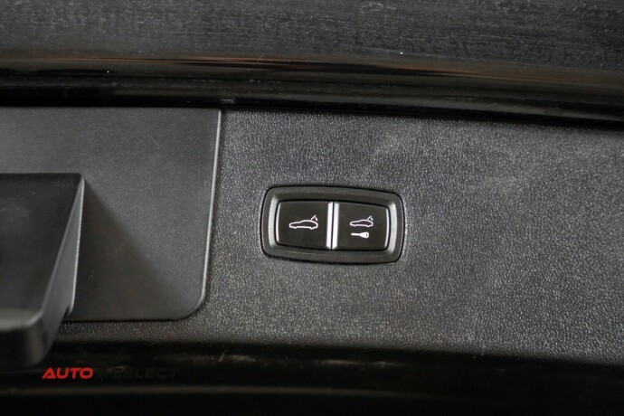 porsche-cayenne-elektrisitetbensin-2019-big-16
