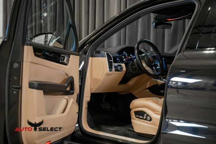 porsche-cayenne-elektrisitetbensin-2019-big-30