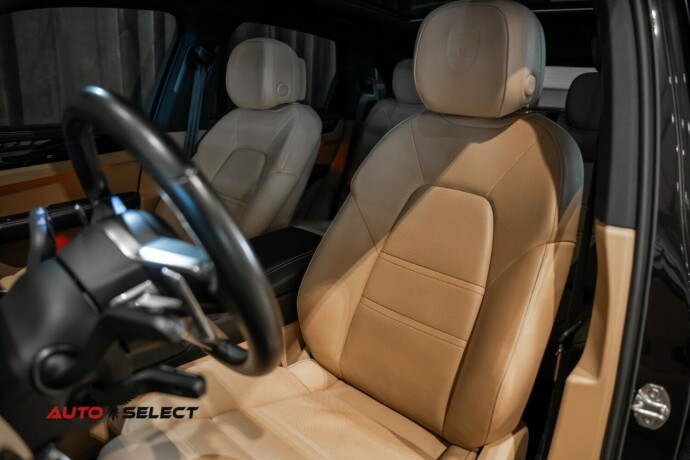 porsche-cayenne-elektrisitetbensin-2019-big-35