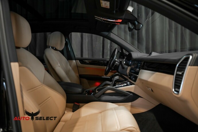 porsche-cayenne-elektrisitetbensin-2019-big-23