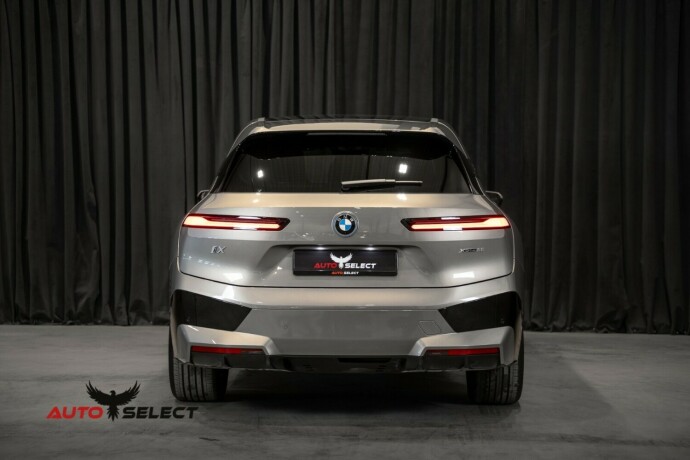 bmw-ix-xdrive-50-elektrisitet-2024-big-14