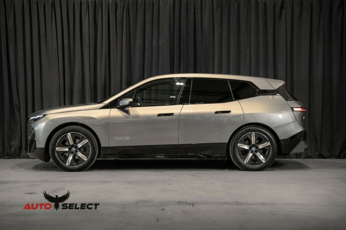 bmw-ix-xdrive-50-elektrisitet-2024-big-9