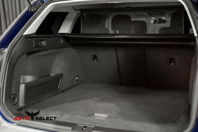 volkswagen-passat-diesel-2019-big-12