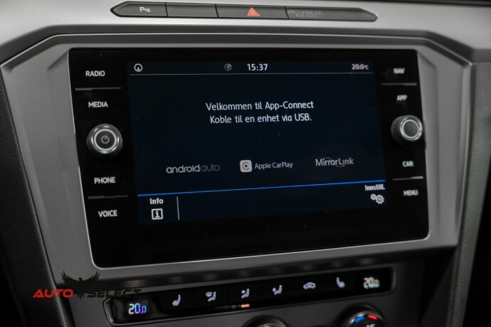 volkswagen-passat-diesel-2019-big-42