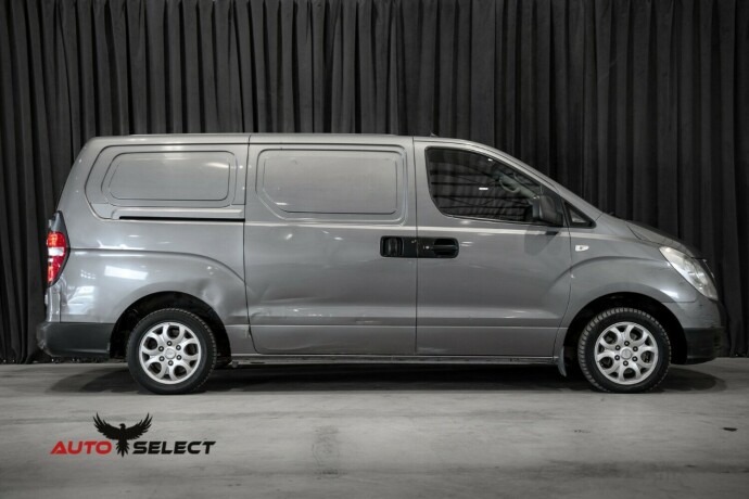 hyundai-h-1-diesel-2011-big-13