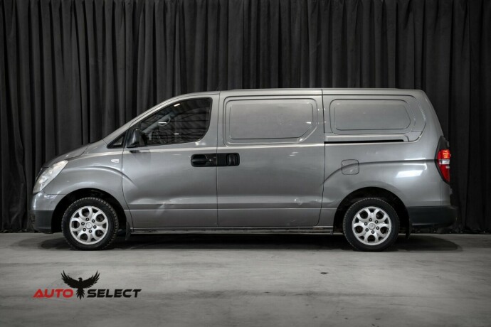 hyundai-h-1-diesel-2011-big-7