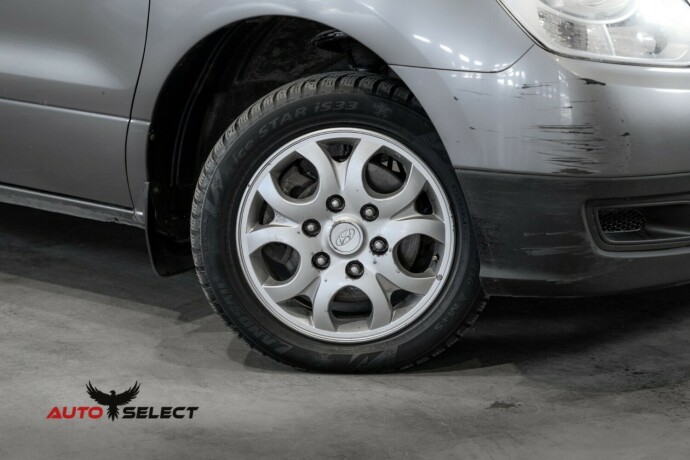 hyundai-h-1-diesel-2011-big-2
