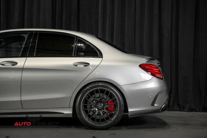 mercedes-benz-c-klasse-bensin-2015-big-12