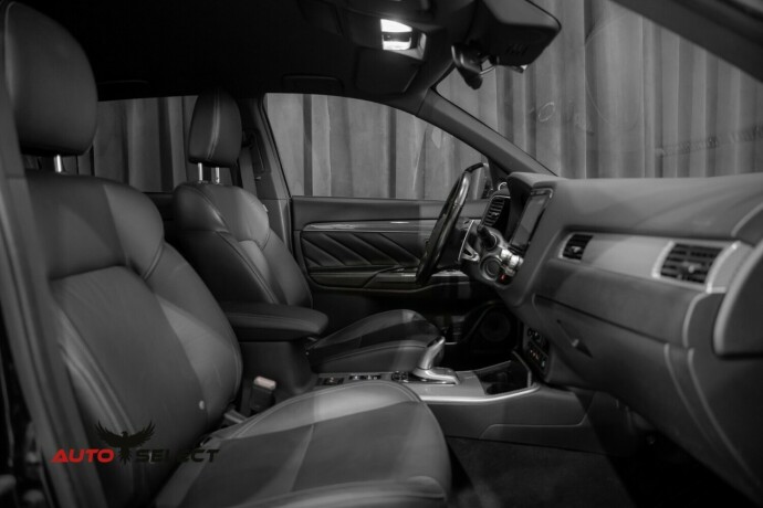 mitsubishi-outlander-elektrisitetbensin-2020-big-18