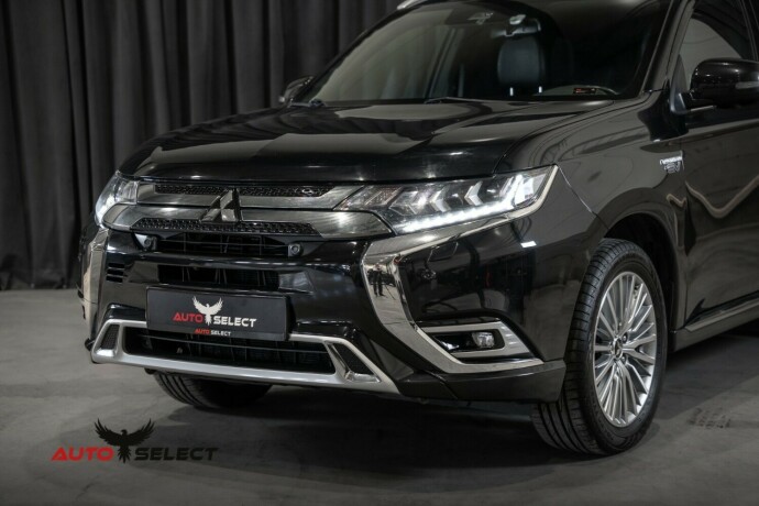 mitsubishi-outlander-elektrisitetbensin-2020-big-6