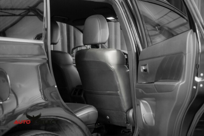 mitsubishi-outlander-elektrisitetbensin-2020-big-13