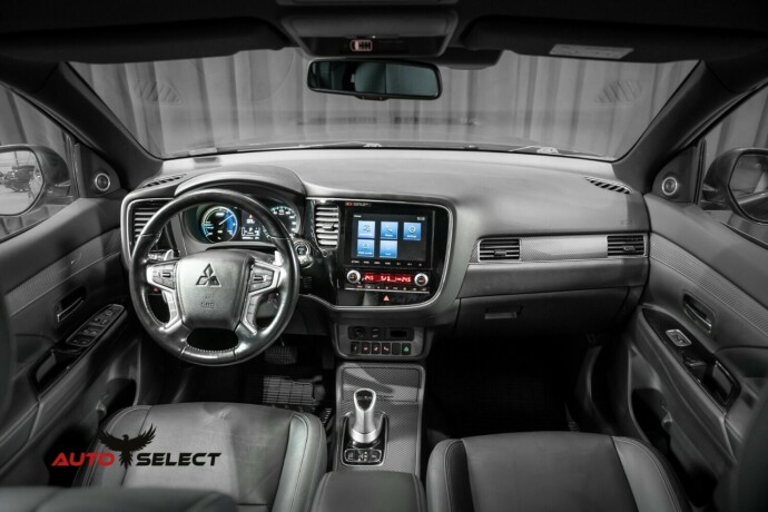 mitsubishi-outlander-elektrisitetbensin-2020-big-33