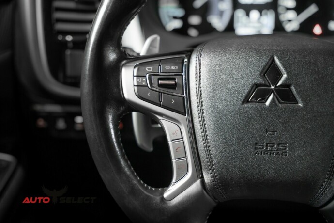 mitsubishi-outlander-elektrisitetbensin-2020-big-29