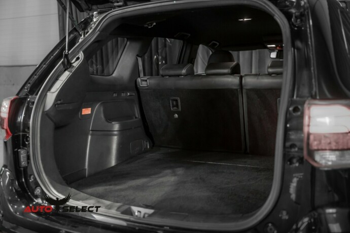 mitsubishi-outlander-elektrisitetbensin-2020-big-10