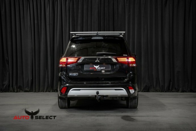 mitsubishi-outlander-elektrisitetbensin-2020-big-8