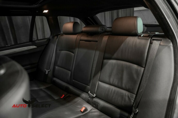 bmw-5-serie-diesel-2012-big-26