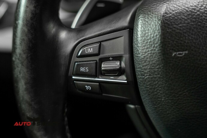 bmw-5-serie-diesel-2012-big-36