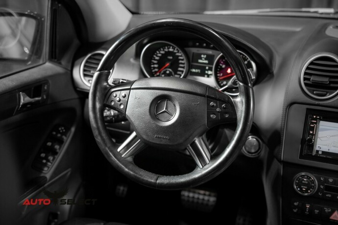 mercedes-benz-m-klasse-bensin-2006-big-33