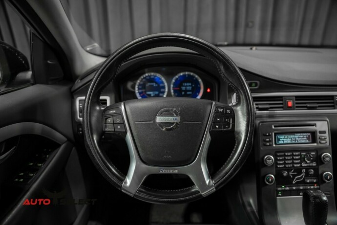 volvo-v70-diesel-2009-big-24