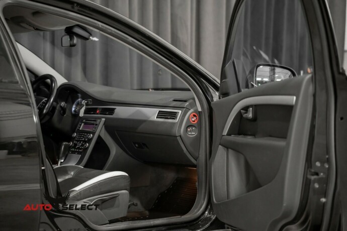 volvo-v70-diesel-2009-big-14