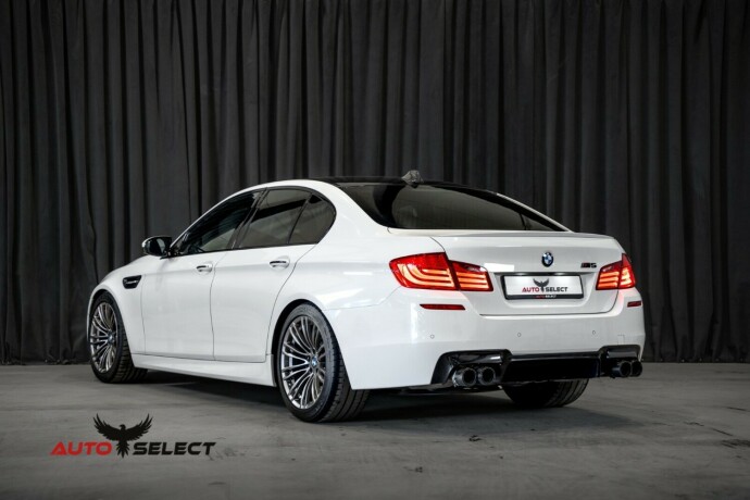 bmw-m5-bensin-2012-big-12