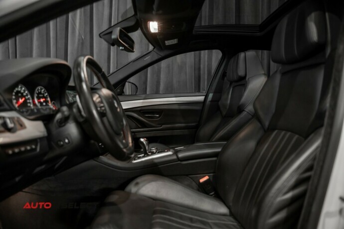 bmw-m5-bensin-2012-big-41