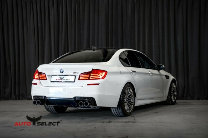 bmw-m5-bensin-2012-big-20