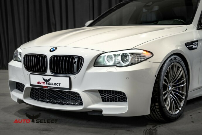 bmw-m5-bensin-2012-big-8