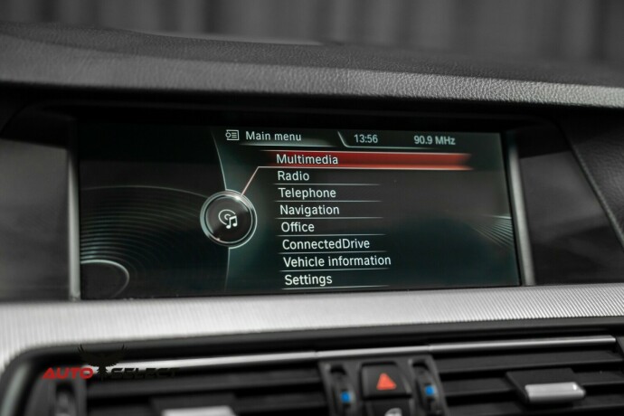 bmw-m5-bensin-2012-big-65