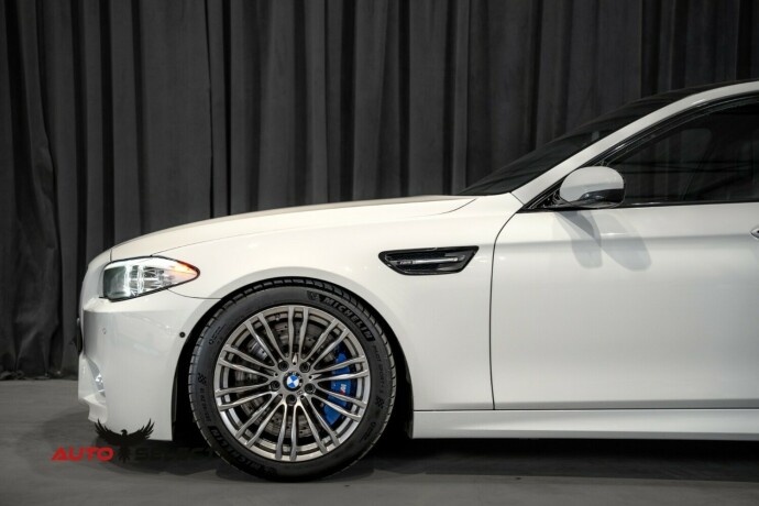 bmw-m5-bensin-2012-big-10