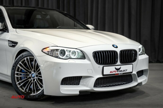 bmw-m5-bensin-2012-big-1