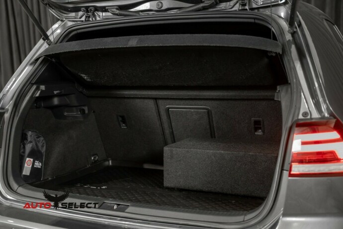 volkswagen-golf-elektrisitetbensin-2017-big-10